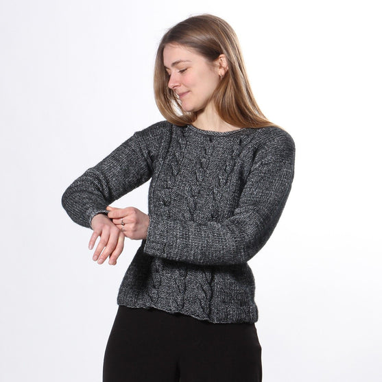 

Solveg Sweater
2