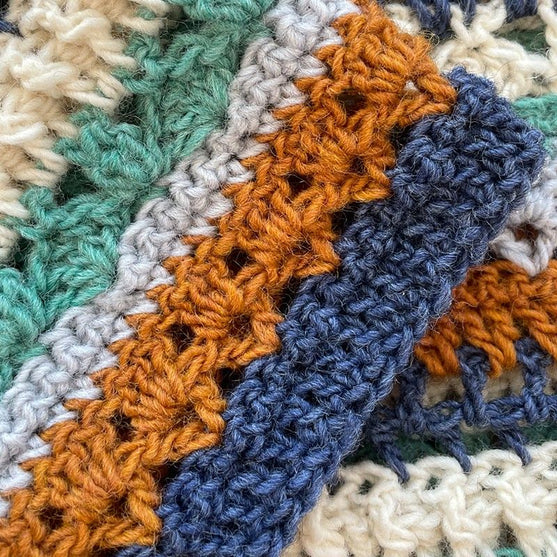 

Holiday Glow - Pull
7