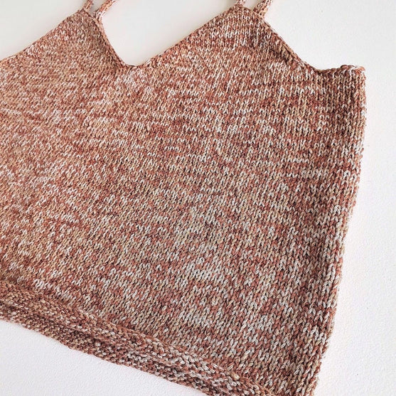 

Summer Top - Top with thin straps
2