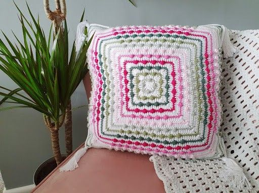 

KaleidoBobble - Cushion
1
