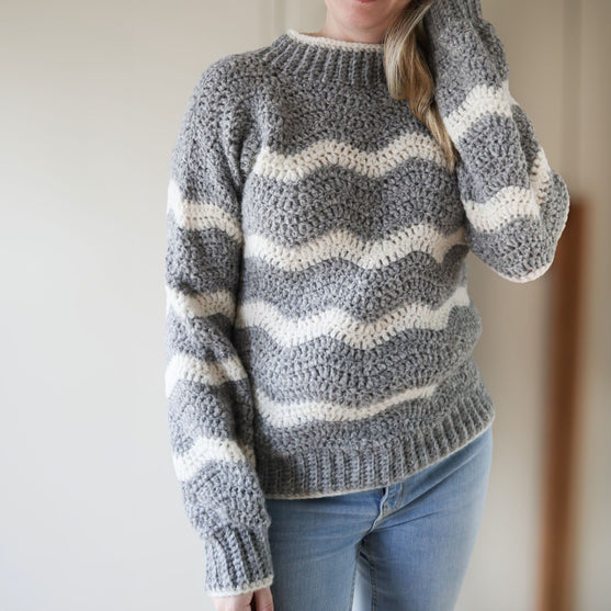 

Waves - Sweater
1